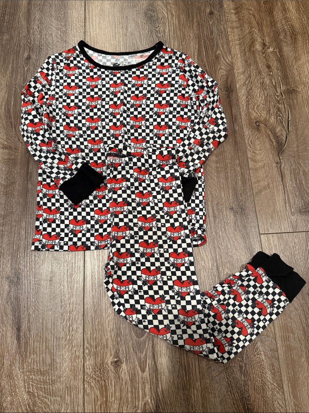 George Hats Checkered Bamboo Pajama Set with Red Heart Accent Size: 3T